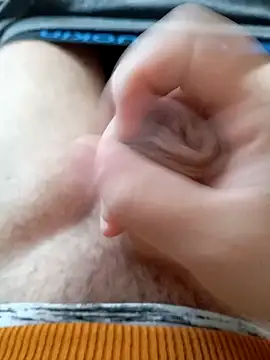 Snapshot of rafjb chatting on 11/16/25, 03:06 rafjb online show from 11/16/25, 03:06