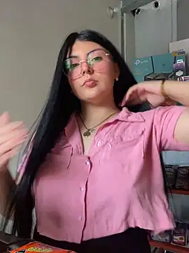 Snapshot of bella_isabela chatting on 09/14/25, 08:41 bella isabela online show from 09/14/25, 08:41