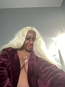 BreanaDivine online show from 02/15/25, 01:53