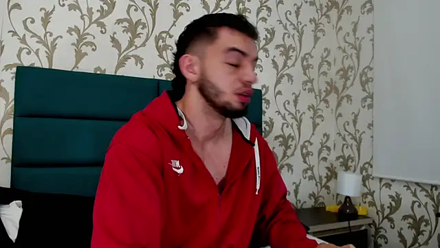 Snapshot of Michael_magno chatting on 12/15/24, 06:37 Michael magno online show from 12/15/24, 06:37