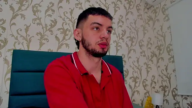 Snapshot of Michael_magno chatting on 01/04/25, 01:31 Michael magno online show from 01/04/25, 01:31