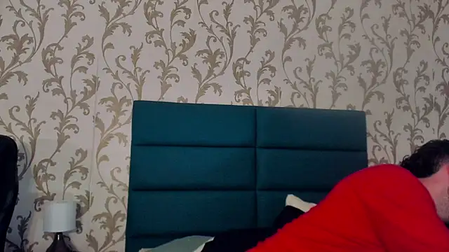 Snapshot of Michael_magno chatting on 01/10/25, 05:24 Michael magno online show from 01/10/25, 05:24