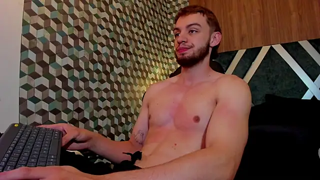 Snapshot of Michael_magno chatting on 02/06/25, 04:03 Michael magno online show from 02/06/25, 04:03