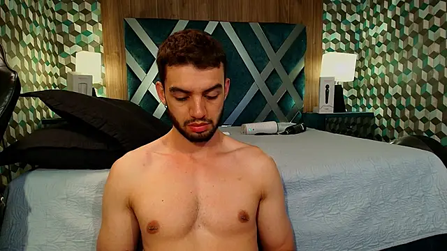 Snapshot of Michael_magno chatting on 09/17/25, 10:33 Michael magno online show from 09/17/25, 10:33