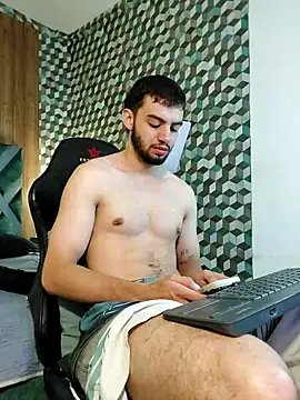 Snapshot of Michael_magno chatting on 09/23/25, 02:20 Michael magno online show from 09/23/25, 02:20