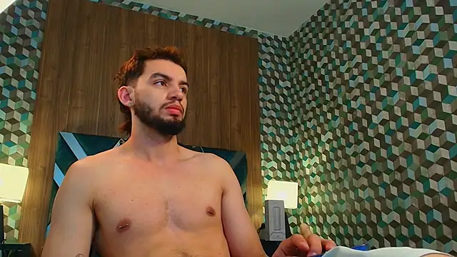 Snapshot of Michael_magno chatting on 10/24/25, 02:13 Michael magno online show from 10/24/25, 02:13