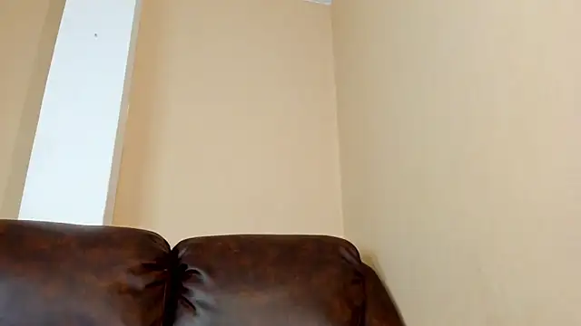 Snapshot of Michael_magno chatting on 11/26/25, 01:39 Michael magno online show from 11/26/25, 01:39