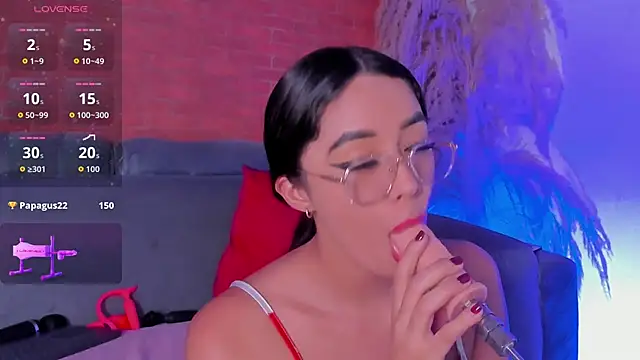 Snapshot of Salome_Villa chatting on 02/17/26, 11:44 Salome Villa online show from 02/17/26, 11:44