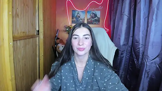 Snapshot of Fiery_Brunette_ chatting on 12/26/24, 08:50 Fiery Brunette online show from 12/26/24, 08:50