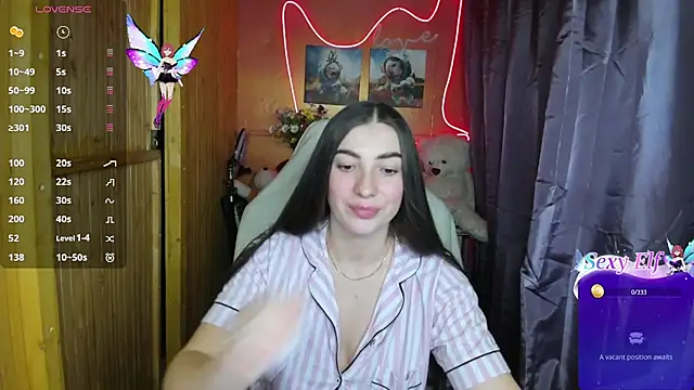 Snapshot of Fiery_Brunette_ chatting on 01/08/25, 01:32 Fiery Brunette online show from 01/08/25, 01:32