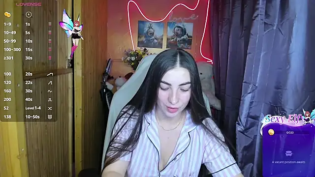 Snapshot of Fiery_Brunette_ chatting on 01/12/25, 07:00 Fiery Brunette online show from 01/12/25, 07:00