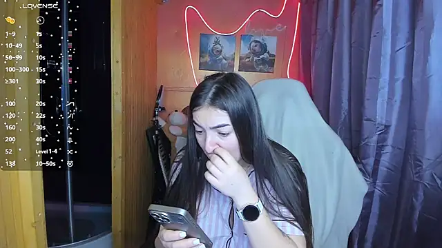 Snapshot of Fiery_Brunette_ chatting on 02/27/25, 05:02 Fiery Brunette online show from 02/27/25, 05:02