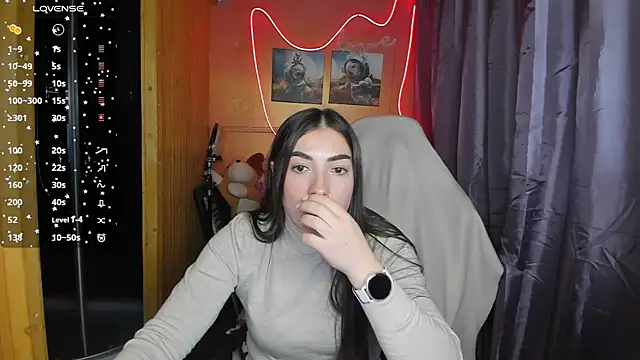 Snapshot of Fiery_Brunette_ chatting on 02/27/25, 11:52 Fiery Brunette online show from 02/27/25, 11:52