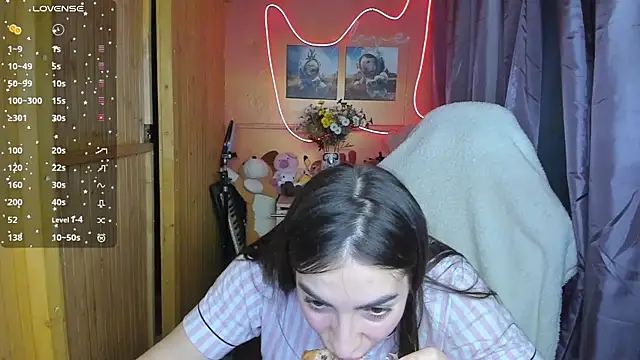 Snapshot of Fiery_Brunette_ chatting on 03/09/25, 05:00 Fiery Brunette online show from 03/09/25, 05:00