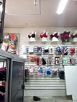 Snapshot of Paula382023 chatting on 01/28/25, 08:15 Paula382023 online show from 01/28/25, 08:15