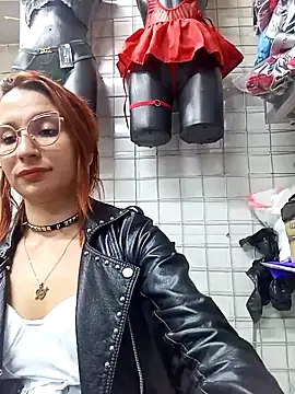 Snapshot of Paula382023 chatting on 01/28/25, 11:17 Paula382023 online show from 01/28/25, 11:17