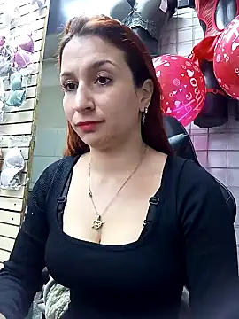 Snapshot of Paula382023 chatting on 02/11/25, 05:18 Paula382023 online show from 02/11/25, 05:18