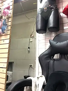 Snapshot of Paula382023 chatting on 02/16/25, 05:37 Paula382023 online show from 02/16/25, 05:37