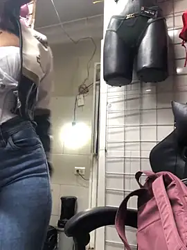 Snapshot of Paula382023 chatting on 02/24/25, 06:47 Paula382023 online show from 02/24/25, 06:47