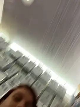 Snapshot of Paula382023 chatting on 09/16/25, 05:58 Paula382023 online show from 09/16/25, 05:58