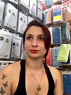 Snapshot of Paula382023 chatting on 10/30/25, 06:41 Paula382023 online show from 10/30/25, 06:41