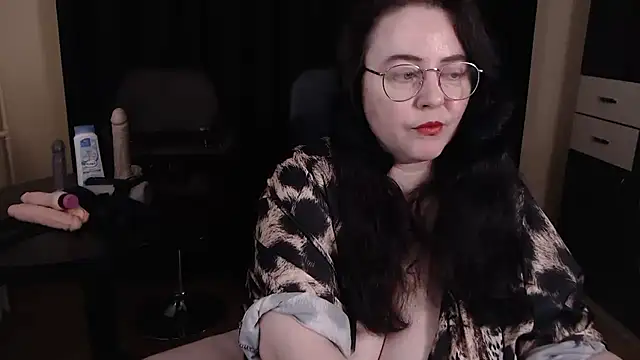 poshmistress online show from 05/26/26, 05:47