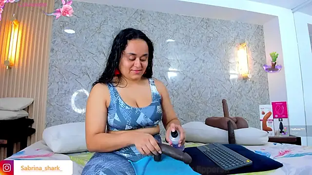 sabrina shark  online show from 10/16/25, 02:45