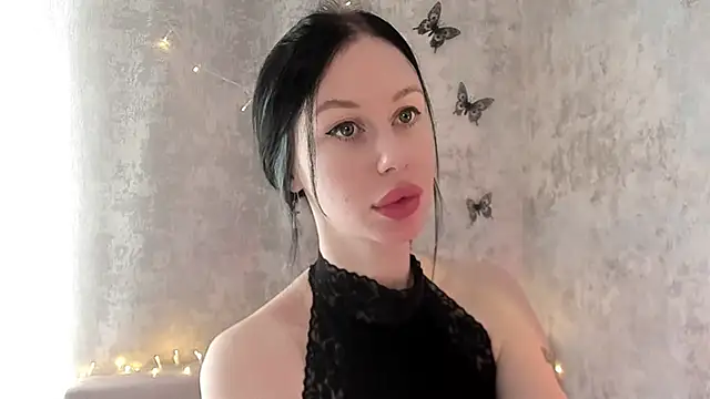 Snapshot of elena_addiction chatting on 03/31/26, 05:52 elena addiction online show from 03/31/26, 05:52