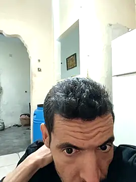 Snapshot of khema99 chatting on 11/20/25, 09:14 khema99 online show from 11/20/25, 09:14