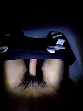 Snapshot of khema99 chatting on 12/16/25, 11:10 khema99 online show from 12/16/25, 11:10