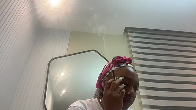 ChocolateCakeQueen online show from 01/29/25, 03:22