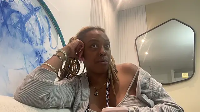 ChocolateCakeQueen online show from 02/06/25, 04:31