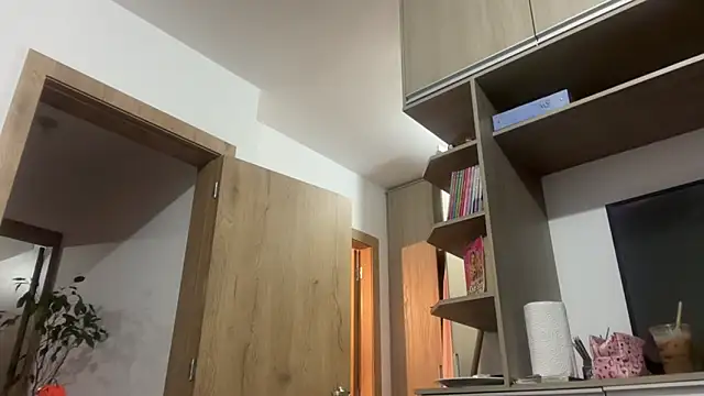 ChocolateCakeQueen online show from 10/20/25, 11:16