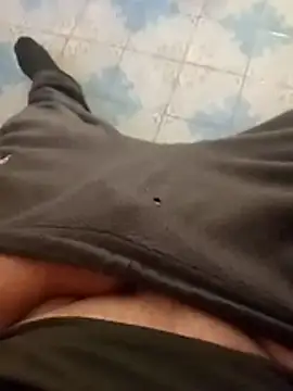 Snapshot of Mattias38 chatting on 10/24/25, 09:22 Mattias38 online show from 10/24/25, 09:22