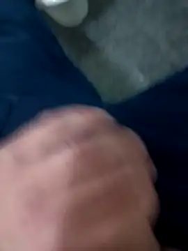 Snapshot of Mattias38 chatting on 11/05/25, 12:21 Mattias38 online show from 11/05/25, 12:21