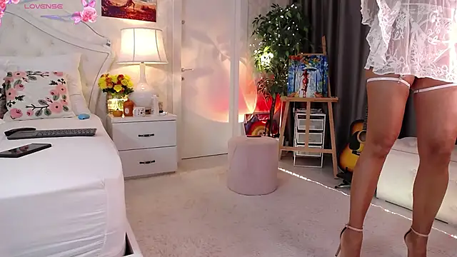 Snapshot of IreneHope chatting on 11/03/25, 07:31 IreneHope online show from 11/03/25, 07:31