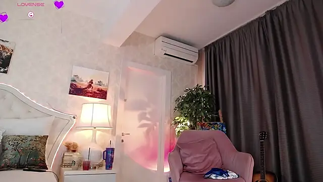 IreneHope online show from 03/26/26, 09:48