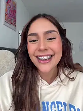 HazzelGray online show from 02/23/25, 04:35