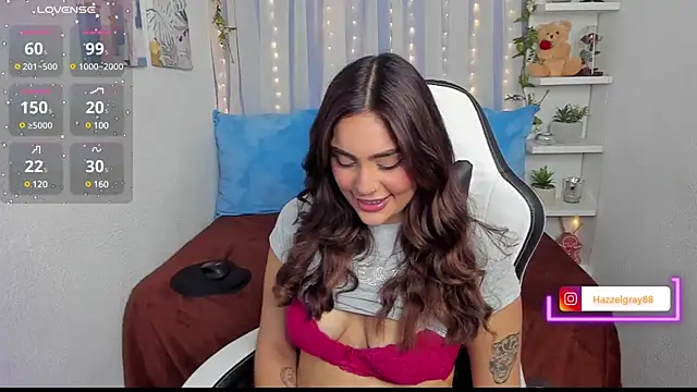 HazzelGray online show from 02/26/25, 04:14