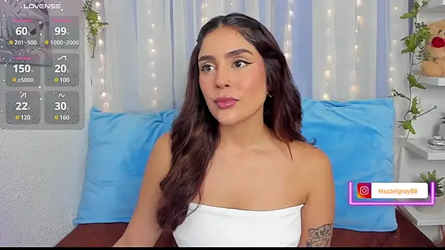 HazzelGray online show from 03/12/25, 03:07