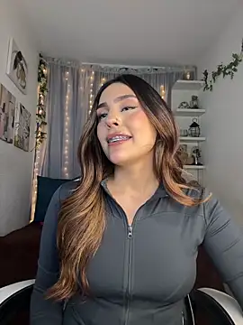 HazzelGray online show from 01/31/26, 07:11