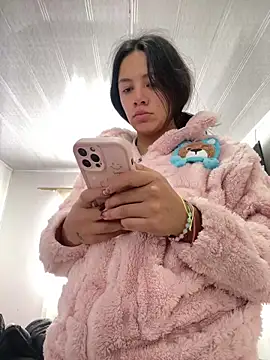 hannahb-e online show from 02/17/26, 04:24