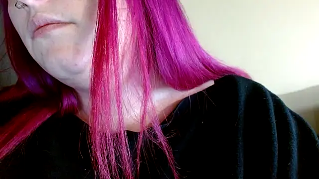 Snapshot of EXOTICLEXXXI chatting on 12/18/25, 02:50 EXOTICLEXXXI online show from 12/18/25, 02:50