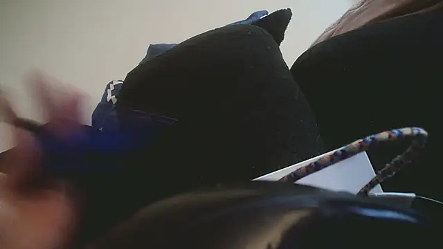 Snapshot of EXOTICLEXXXI chatting on 04/17/26, 06:05 EXOTICLEXXXI online show from 04/17/26, 06:05