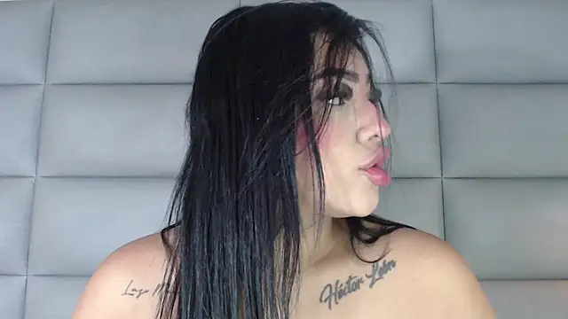 emily brontee  online show from 12/06/24, 11:54