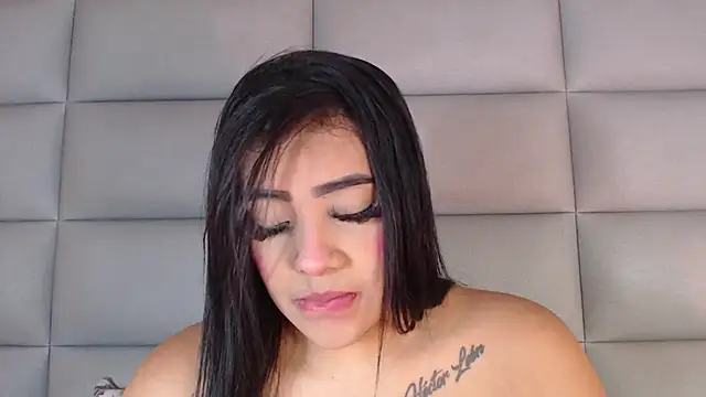 emily brontee  online show from 12/07/24, 11:51