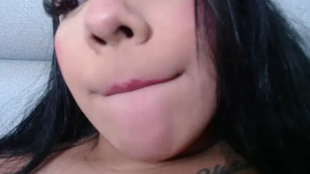 emily brontee  online show from 01/03/25, 03:33