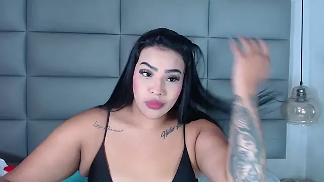 emily brontee  online show from 01/04/25, 12:27