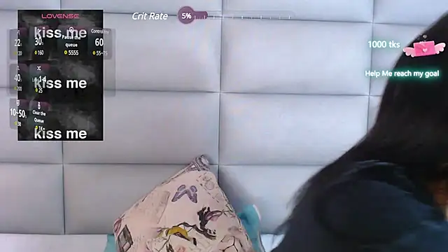 emily brontee  online show from 02/03/25, 06:28