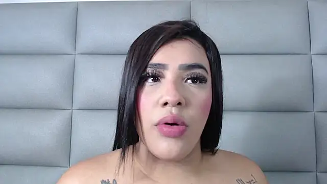 emily brontee  online show from 02/27/25, 01:28